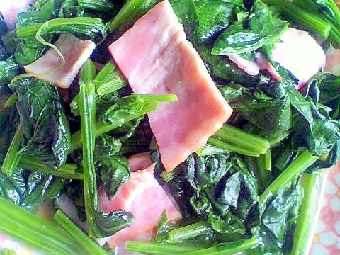 簡単♪ほうれん草のベーコンソテー☆